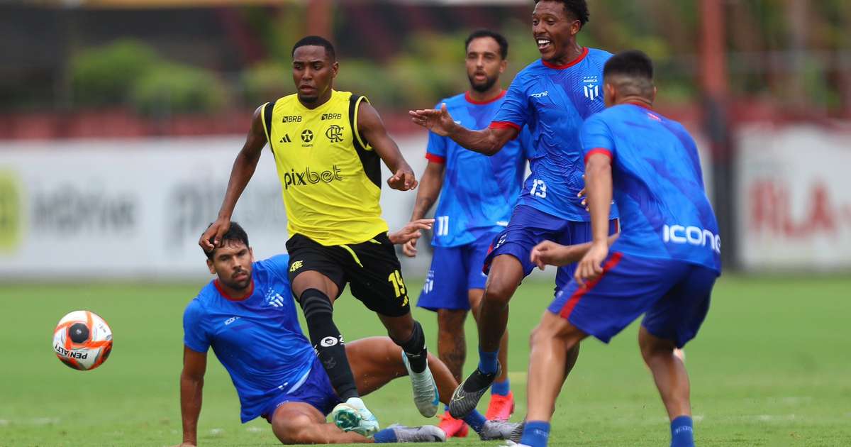 Flamengo vence jogo-treino contra o Maricá