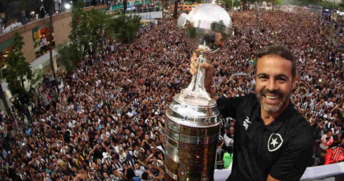 Artur Jorge dá adeus ao Botafogo: ‘Sua estrela vai me acompanhar por toda vida’