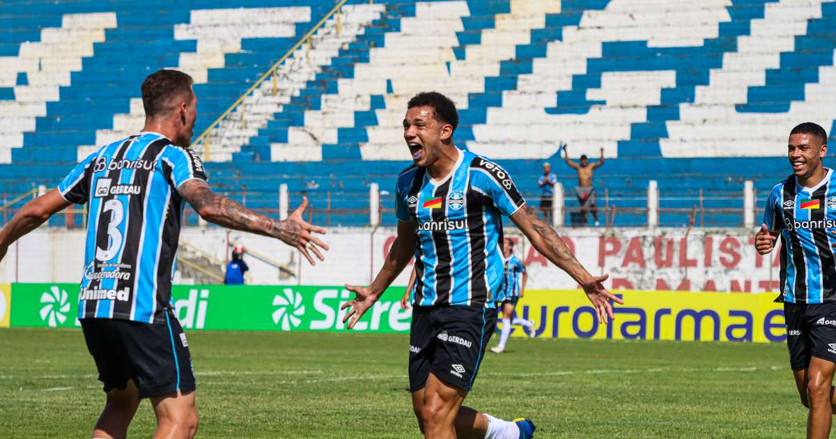 Grêmio estreia com goleada na Copinha