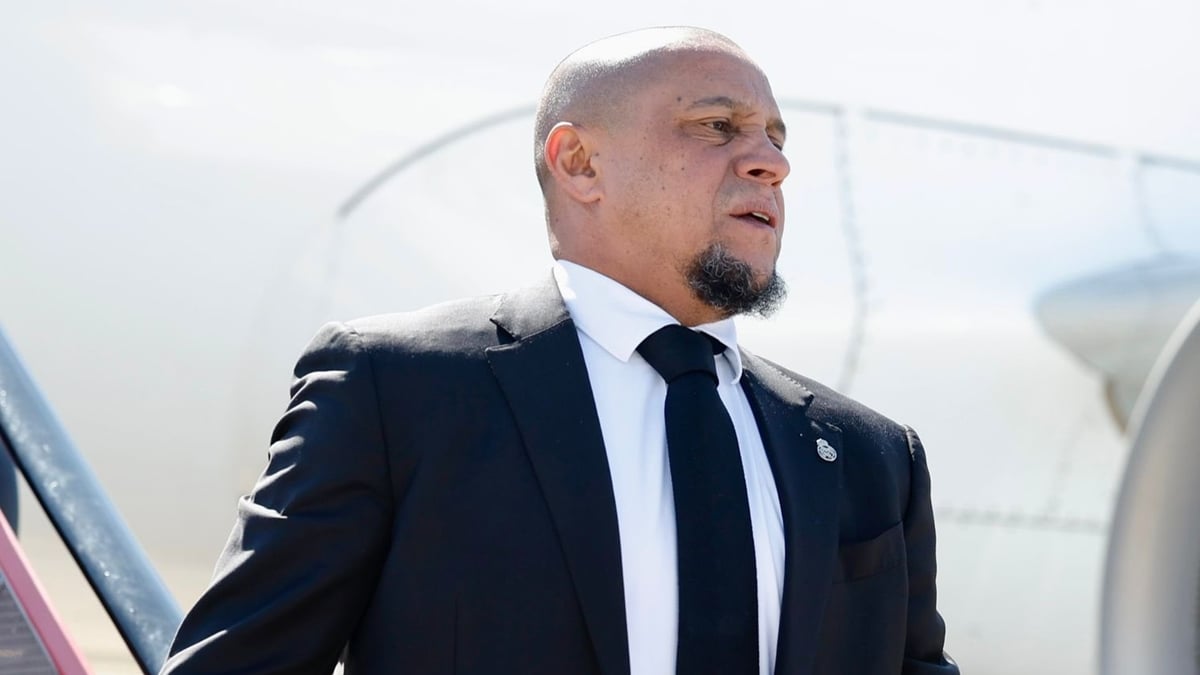 Roberto Carlos nega estar morando em sede do Real Madrid e diz que equipe jurídica analisa alegações de TV espanhola