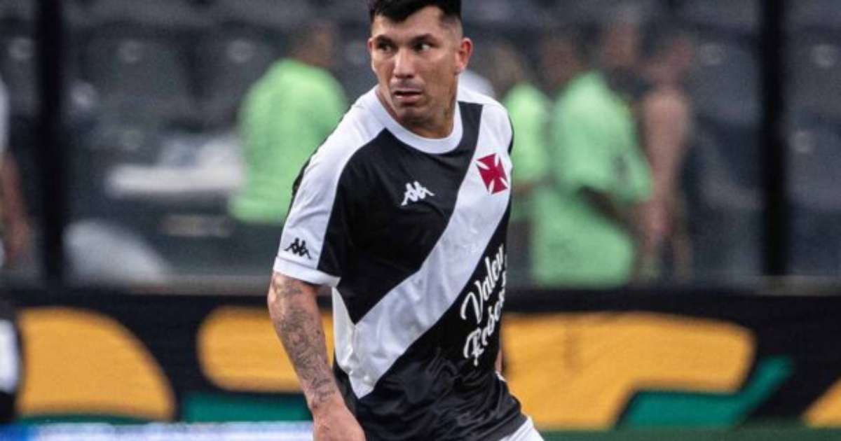 Medel, ex-Vasco, acerta seu retorno para a Universidad Católica