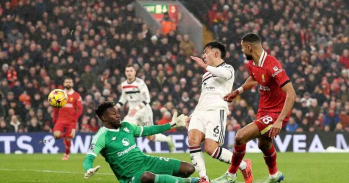 Liverpool e Manchester United empatam em jogo sensacional