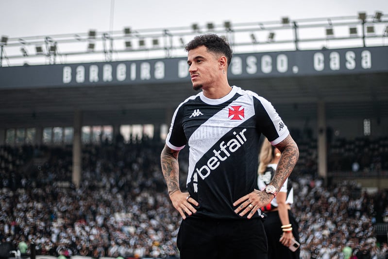 Vídeo: Diego Lopes dá declaração ousada envolvendo Philippe Coutinho, do Vasco